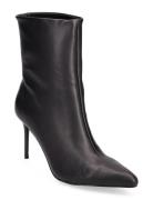 Lyricals Bootie Black Steve Madden