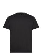 M. Regular Tee Black HOLZWEILER