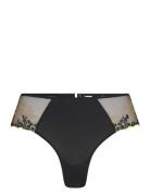 Pulp Spice Revealing Shorty Black CHANTELLE