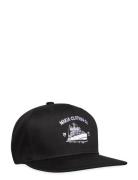 Urho Snapback Black Makia