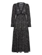 Merrit Black Andiata