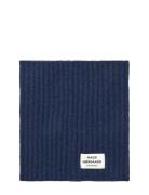 Tosca Snatie Neck Piece Blue Mads Nørgaard