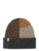 Beanie Melange Patterned Revolution