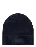 Patch Chunky Rib Cotton Beanie Navy Calvin Klein