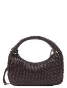 Salerno Shoulder Bag Madelaine Brown Adax