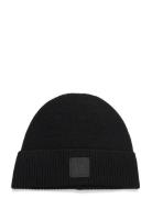 Sential_Hat Black HUGO