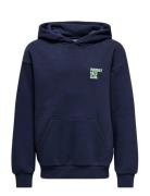 Osjceres Tuktuk Rlx Print Hood Swt Navy ONLY & SONS