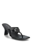 Sculpt Kitt Heel Sndl Thong Lth Black Calvin Klein