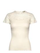Rmwbea Ss O-Neck T-Shirt Cream RM By Rosemunde