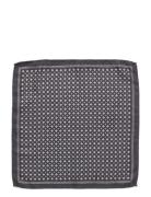 Handkerchief Grey Oscar Jacobson
