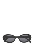 Ana Black Black Komono