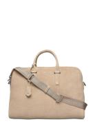 Madison-B1_Sp_Holdal Cream BOSS