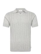 Knitted S/S Cable V-Neck Polo Grey Lindbergh