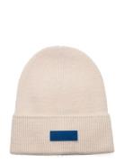 Svknight Beanie 3005 U Cream Svea