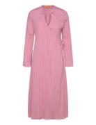 2342 Pleated Poly, Long Sleeve Wrap Pink STINE GOYA