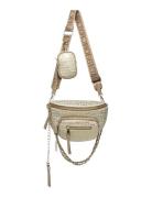 Bmaximas Beige Steve Madden