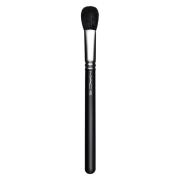 MAC Cosmetics 109S Small Contour Brush
