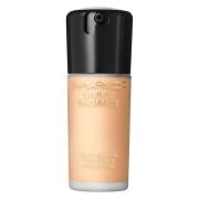 MAC Studio Radiance Serum-Powered Foundation 30 ml - NC16