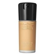 MAC Studio Radiance Serum-Powered Foundation 30 ml - NC25