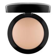 MAC Mineralize Skinfinish/ Natural Medium Plus 10g