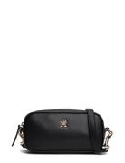 Th Refined Camera Bag Bags Crossbody Bags Black Tommy Hilfiger