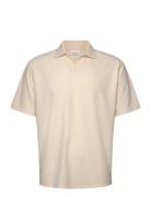 V-Neck Jacquard Polo S/S Tops Polos Short-sleeved Cream Lindbergh