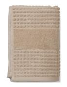 Check Håndklæde Home Textiles Bathroom Textiles Towels Beige Juna