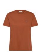 Reg Shield Ss T-Shirt Tops T-shirts & Tops Short-sleeved Orange GANT