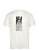 T-Shirt Tops T-shirts Short-sleeved White Armani Exchange