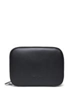 Technica Toilettilaukut Black Tiger Of Sweden