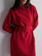 Only - Neulemekot - Chinese Red - Onlbella Ls Belt Dress Ex Knt - Meko...