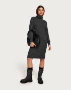 Only - Harmaa - Onlsasha L/S Rollneck Dress Knt Noo