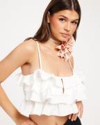 Nelly - Valkoinen - Frill Dream Top