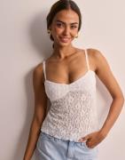 Nelly - Valkoinen - Stunning Lace Top