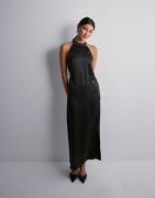 Object Collectors Item - Musta - Objalamanda S/L Long Dress 129