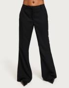 Vero Moda - Musta - Vmavery Mr Flared Pant