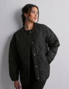 Pieces - Musta - Pcstella Quilted Jacket Noos Bc