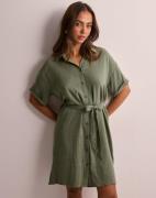 Pieces - Vihreä - Pcvinsty Ss Linen Shirt Dress Noos