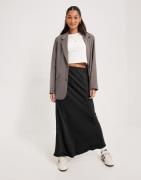 Neo Noir - Musta - Vicky Heavy Sateen Skirt