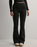 Gina Tricot - Musta - Tall trousers