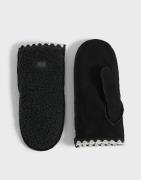 UGG - Musta - W UGGfluff Scalloped Mitten