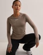 Aim'n - Ruskea - Soft Basic Long Sleeve