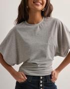 Nelly - Harmaa - Round Neck Wide Sleeve Embroidery Tee