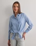Only - Sininen - Onllecey Ls Knot Shirt Noos Wvn