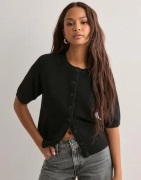 Nelly - Musta - Short Sleeve Knit Cardigan