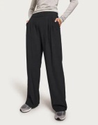 Pieces - Harmaa - Pcluisa Hw Wide Pant Bc