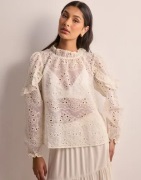 Neo Noir - Valkoinen - Nadira Embroidery Blouse