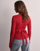 Nelly - Punainen - Cute Tie Top