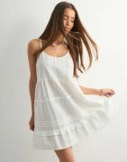 Vero Moda - Valkoinen - Vmpretty Short Singlet Dress Wvn Ga