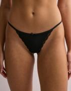 Nelly - Musta - Adore Me Thong 3-Pack